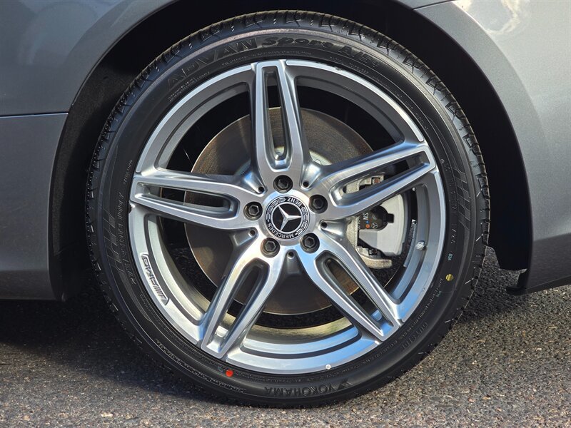 Used 2018 Mercedes-Benz E 400 Coupe image 37