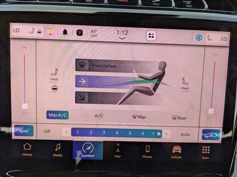 Certified 2024 Jeep Grand Cherokee Limited w/ Black Appearance Package image 30