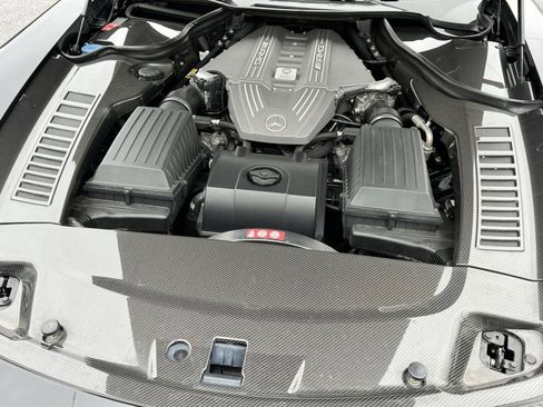 Used 2012 Mercedes-Benz SLS AMG Coupe image 25