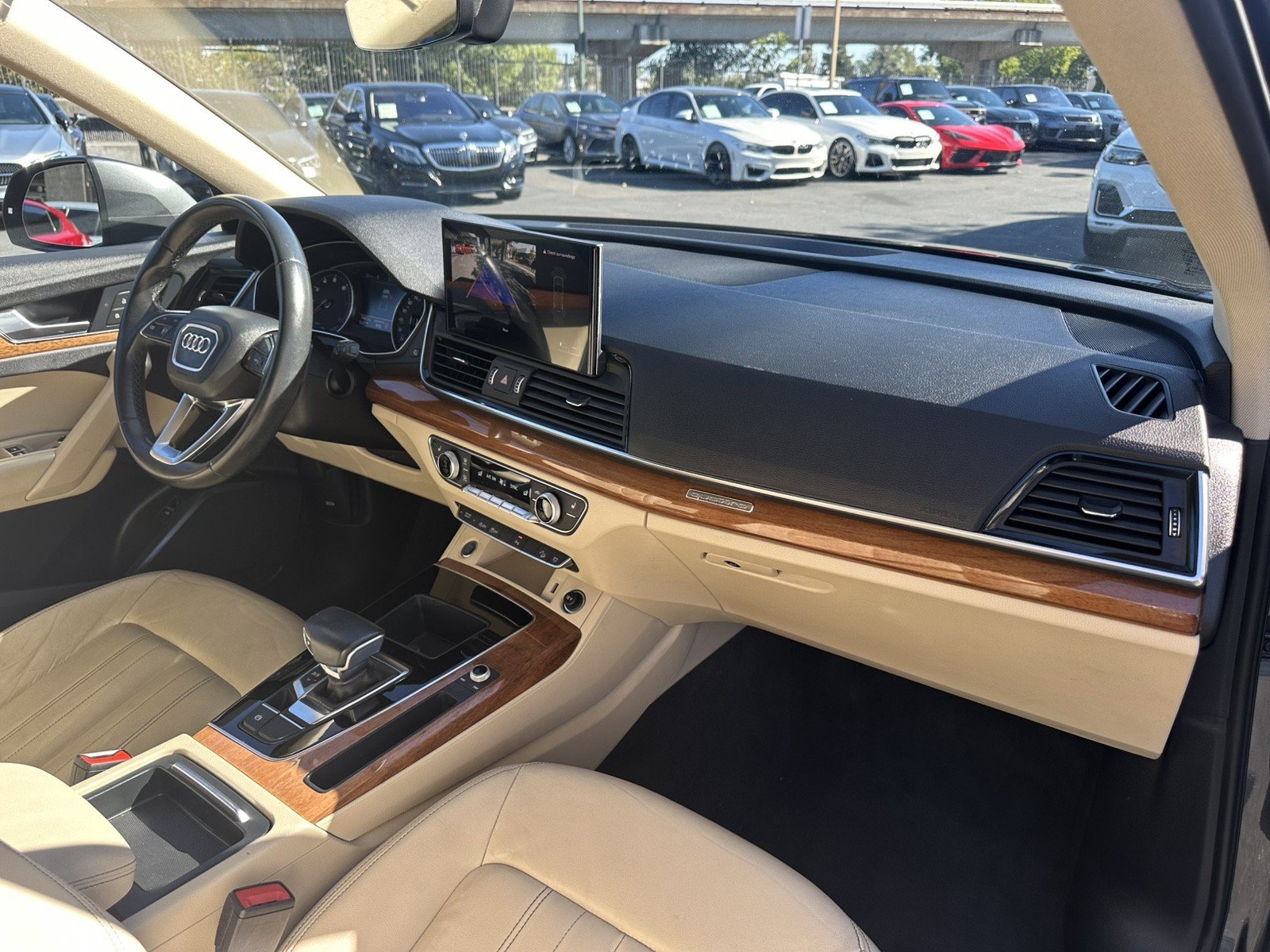 Used 2022 Audi Q5 2.0T Premium w/ Convenience Package AWD/4WD image 21