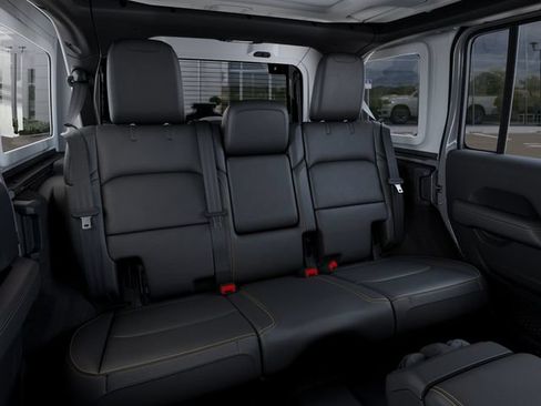 New 2026 Jeep Wrangler Unlimited Sahara AWD/4WD image 19