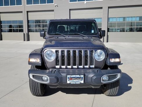 Used 2020 Jeep Gladiator Overland image 5
