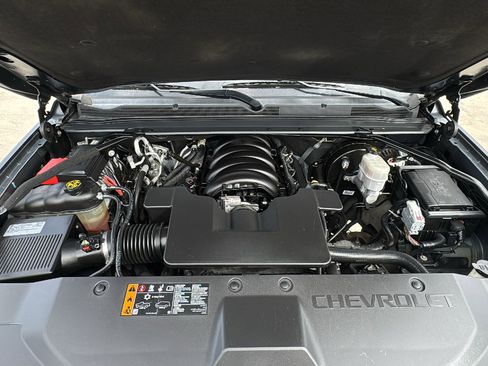 Used 2019 Chevrolet Tahoe LT image 34