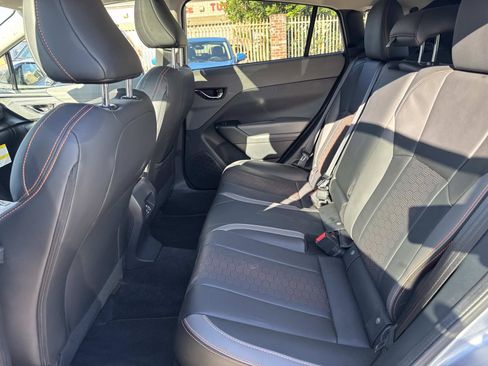 Certified 2025 Subaru Crosstrek 2.5i Limited w/ Crosstrek Mirror Package image 15