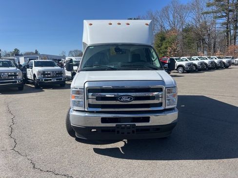 New 2026 Ford E-350 and Econoline 350 Super Duty w/ Power Equipment Group image 2
