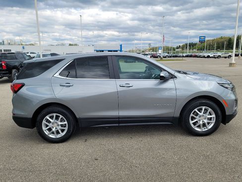 Used 2024 Chevrolet Equinox LT FWD image 9