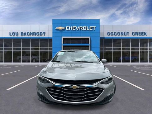 Used 2023 Chevrolet Malibu LT FWD image 3