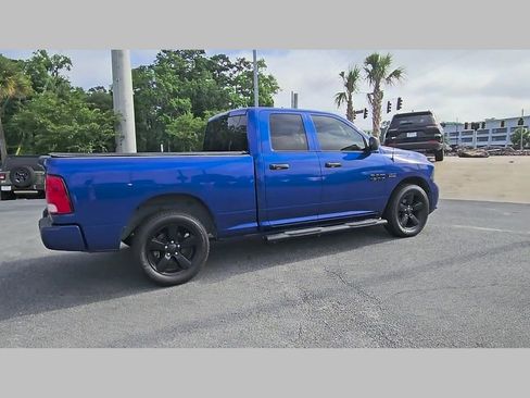 Used 2018 RAM 1500 Express RWD image 35
