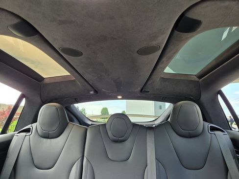 Used 2023 Tesla Model X AWD/4WD image 32