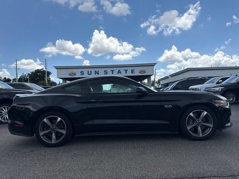 Used 2016 Ford Mustang GT Premium RWD image 4