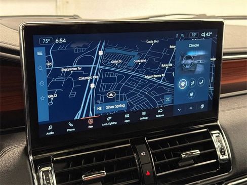 Used 2024 Lincoln Navigator Reserve w/ Monochromatic Package image 30