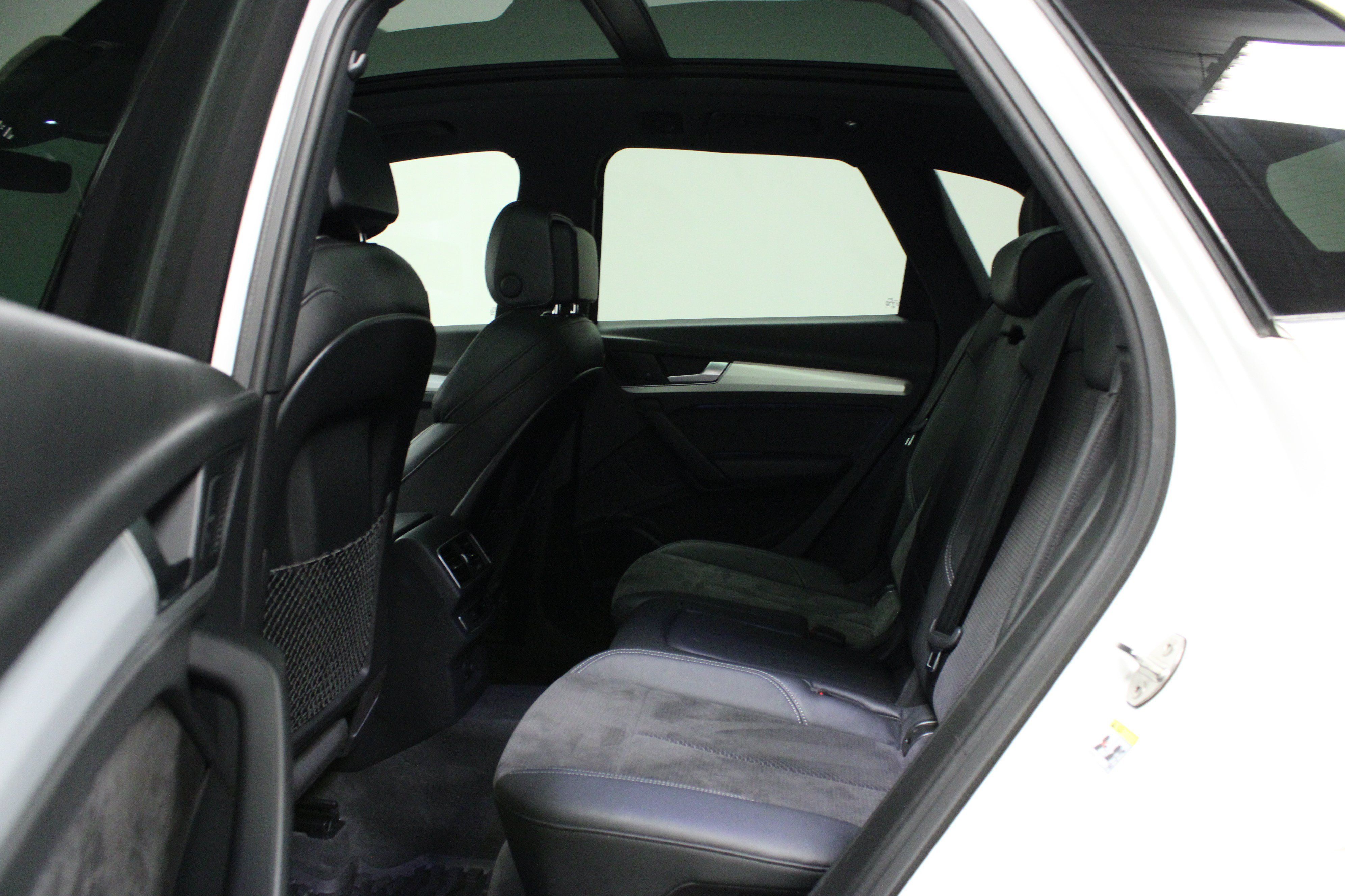 Used 2018 Audi SQ5 Premium Plus AWD/4WD image 13