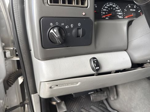 Used 2004 Ford F250 4x4 Crew Cab Super Duty image 19