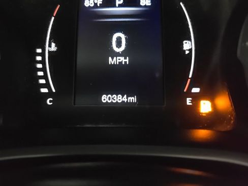 Used 2018 Jeep Compass Latitude w/ Cold Weather Group AWD/4WD image 22