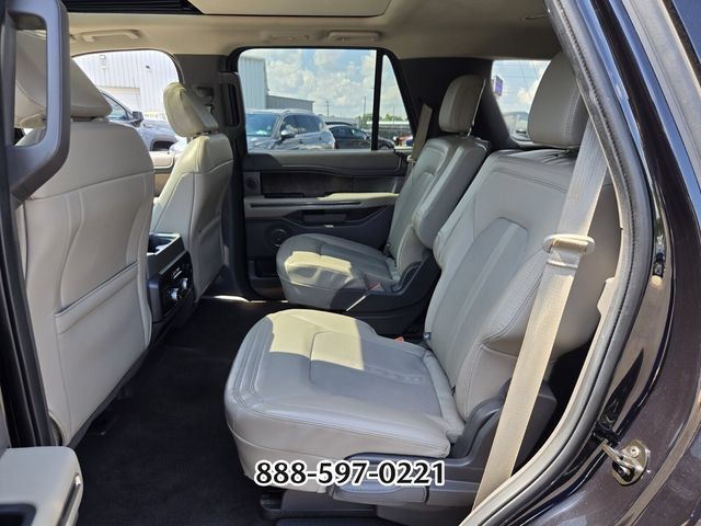 Used 2021 Ford Expedition Limited RWD image 13