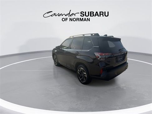 Certified 2025 Subaru Forester Limited w/ Popular Package image 9