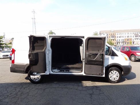 Used 2016 Ford Transit 250 130 Low Roof w/ Exterior Upgrade Package RWD image 10