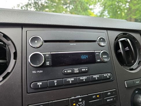 Used 2012 Ford F350 XL w/ Trailer Tow Pkg image 24