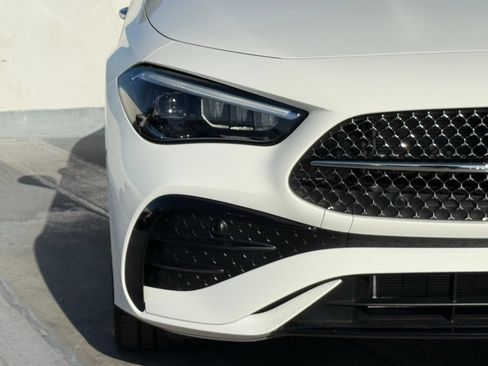 New 2026 Mercedes-Benz CLE 450 4MATIC Coupe image 7