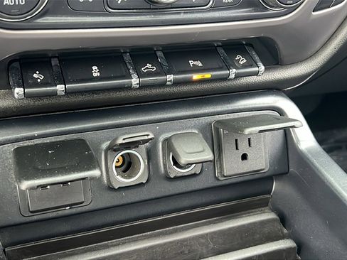 Used 2018 GMC Sierra 1500 SLT image 27