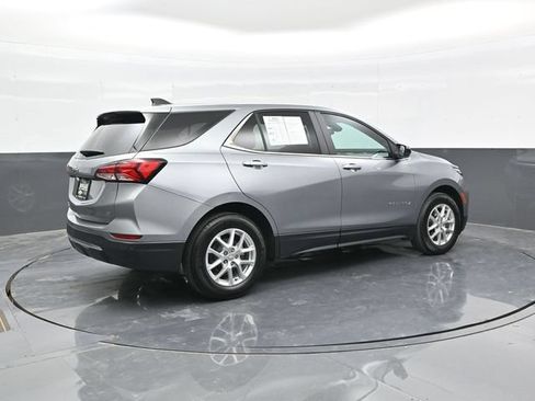 Used 2024 Chevrolet Equinox LT w/ LPO, Floor Liner Package FWD image 7