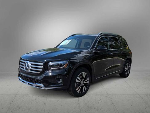 New 2026 Mercedes-Benz GLB 250 4MATIC image 4