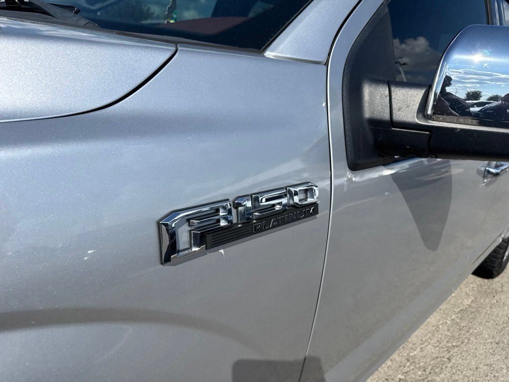 Used 2019 Ford F150 Platinum w/ Equipment Group 701A Luxury AWD/4WD image 3