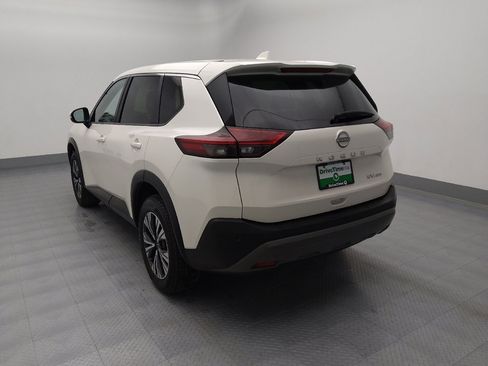 Used 2023 Nissan Rogue SV image 5