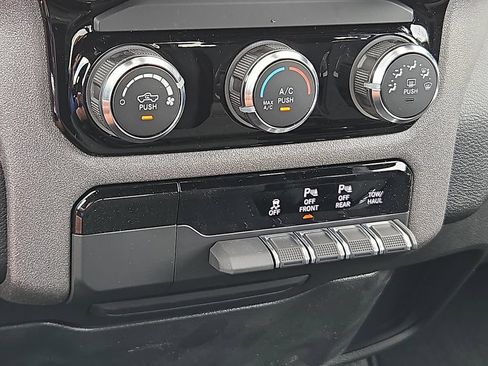 New 2026 RAM 1500 Express RWD image 16