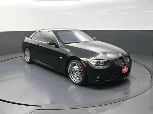 Used 2009 BMW 335i Convertible RWD image 10