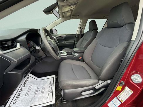 Used 2019 Toyota RAV4 LE w/ All Weather Liner Package AWD/4WD image 11