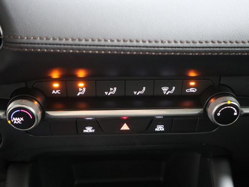 New 2026 MAZDA MAZDA3 s image 30