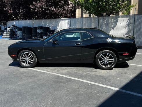 Used 2018 Dodge Challenger GT w/ GT Interior Package AWD/4WD image 4