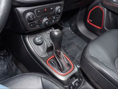 Used 2017 Jeep Compass Trailhawk w/ Leather Interior Group image 13