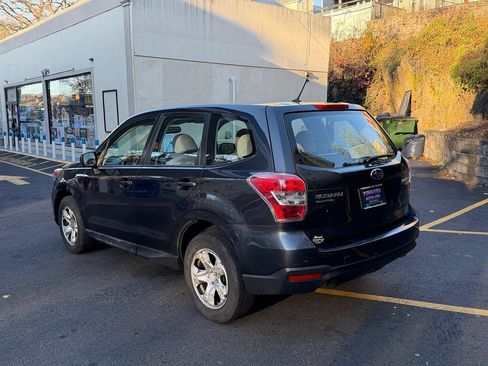 Used 2014 Subaru Forester 2.5i image 3