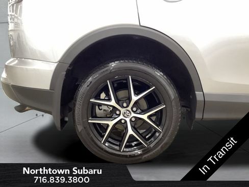 Used 2017 Toyota RAV4 SE AWD/4WD image 23
