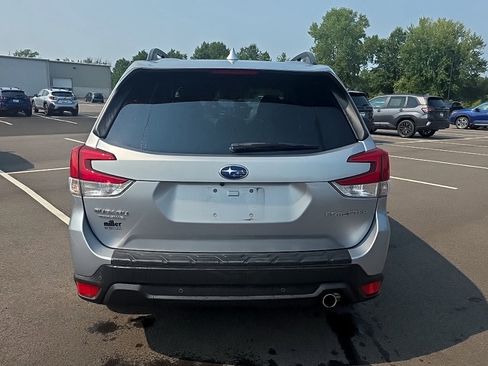 Used 2020 Subaru Forester Limited AWD/4WD image 5