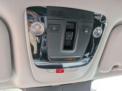 New 2026 Kia Sorento S w/ S Panoramic Sunroof Package FWD image 22
