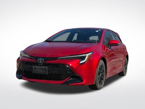 Used 2024 Toyota Corolla SE w/ SE Package image 8