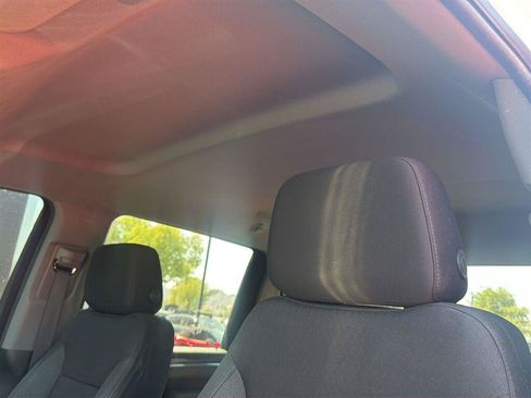 Used 2024 Chevrolet Silverado 2500 LT w/ Convenience Package AWD/4WD image 4