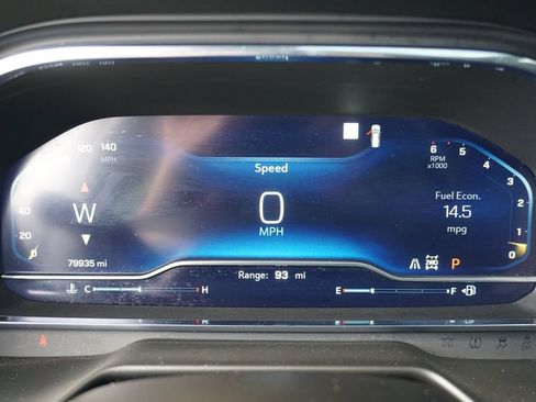 Used 2022 Chevrolet Tahoe Z71 w/ Z71 Off-Road Package image 34