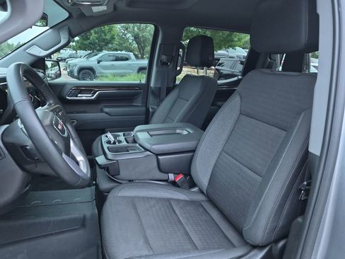 Used 2024 GMC Sierra 1500 Elevation RWD image 19