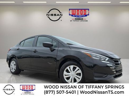 Used 2025 Nissan Versa S w/ Trunk Package FWD image 1
