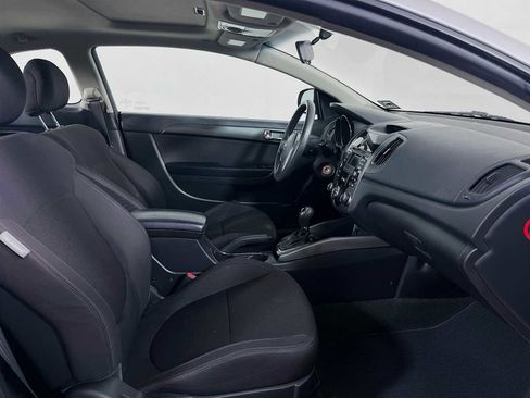 Used 2013 Kia Forte Koup EX image 24