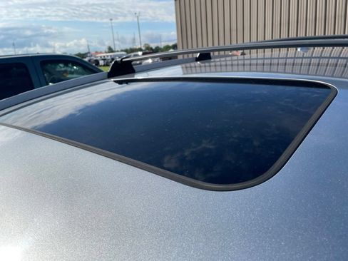 Used 2018 Honda CR-V Touring image 18