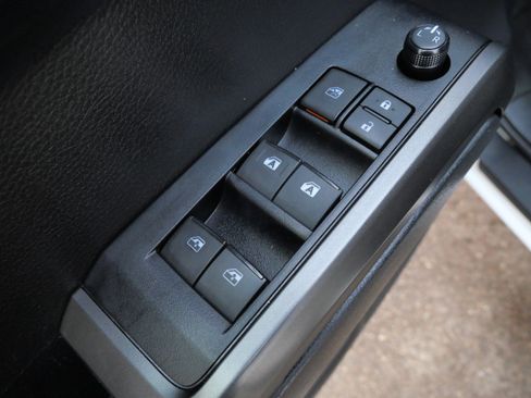 Certified 2022 Toyota Tacoma TRD Off-Road image 20