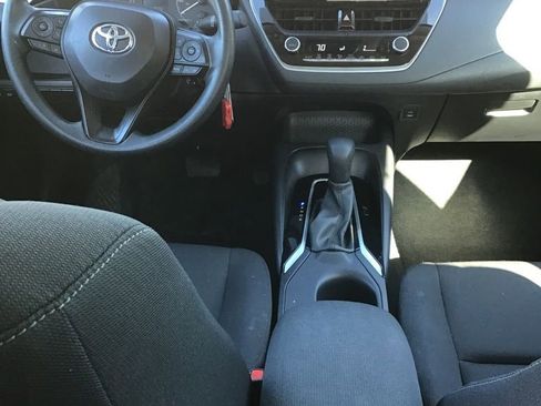 Used 2024 Toyota Corolla LE FWD image 6