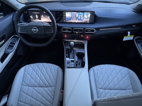 New 2026 Nissan Sentra SL w/ Floor Mat Package FWD image 23