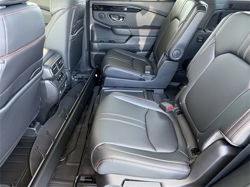 New 2025 Honda Pilot TrailSport image 29