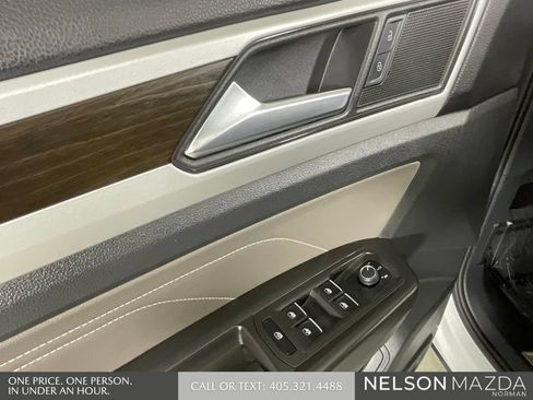 Used 2023 Volkswagen Atlas SE FWD image 17